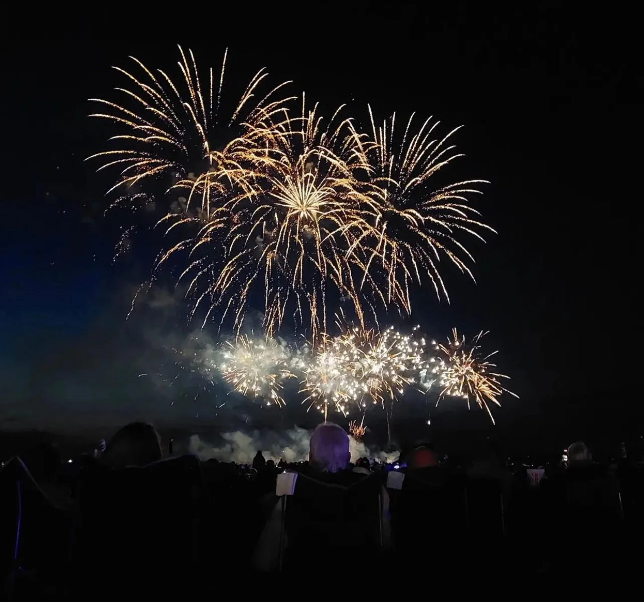 Event atmosphere under the fireworks